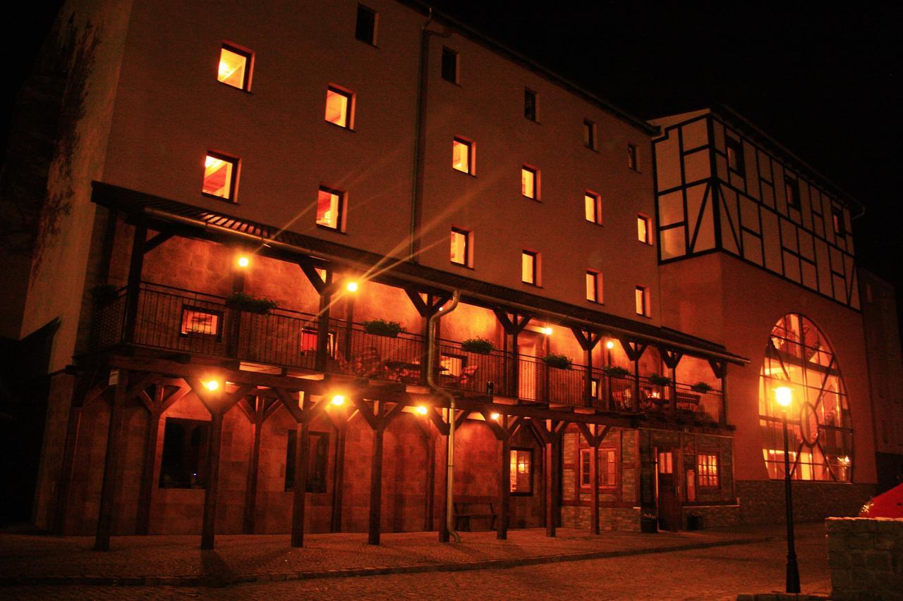 Hotel Zamkowy Mlyn กราปโกวิตเซ ภายนอก รูปภาพ