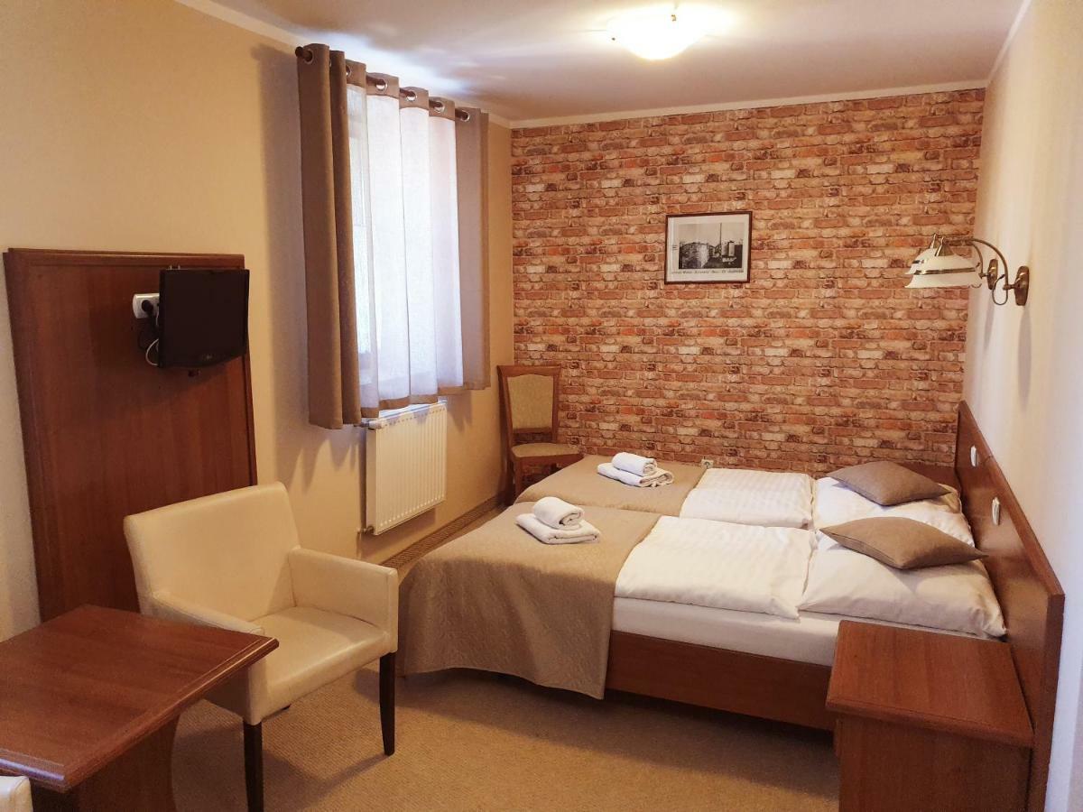 Hotel Zamkowy Mlyn กราปโกวิตเซ ภายนอก รูปภาพ